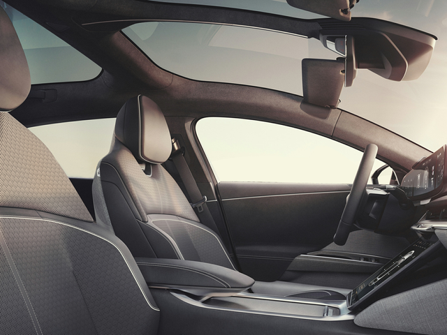 2025 Lucid Air