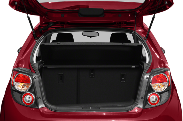 chevrolet sonic hatchback trunk