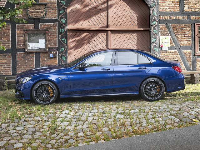 2020 Mercedes-Benz AMG C 63