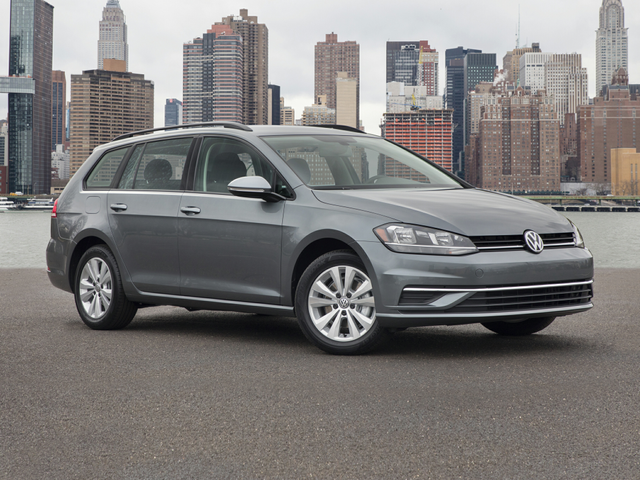 2018 Volkswagen Golf SportWagen