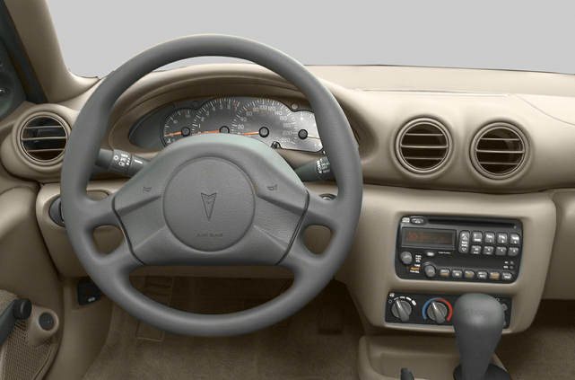 2003 pontiac sunfire interior