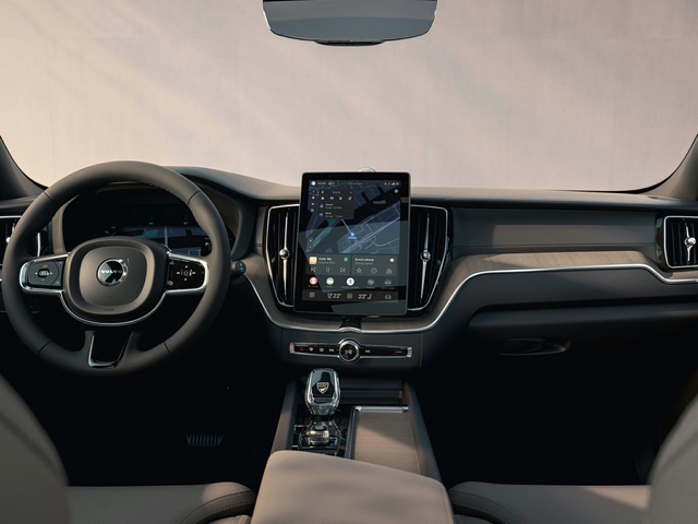 2026 Volvo XC60 Plug-In Hybrid
