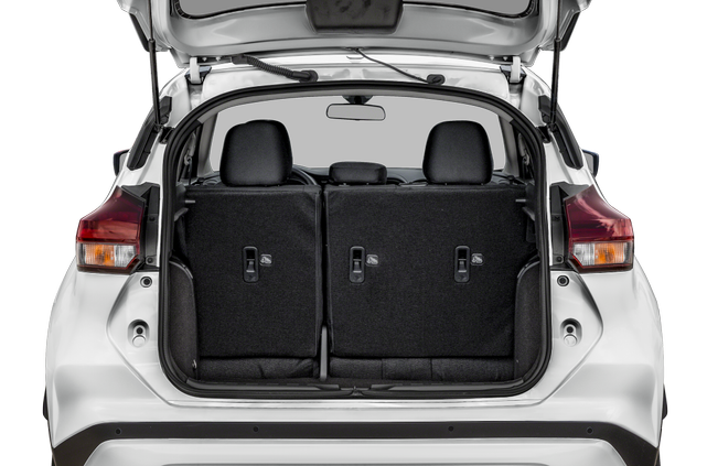 2025 Nissan Kicks Play