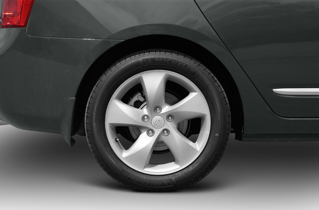 2009 Kia Rondo