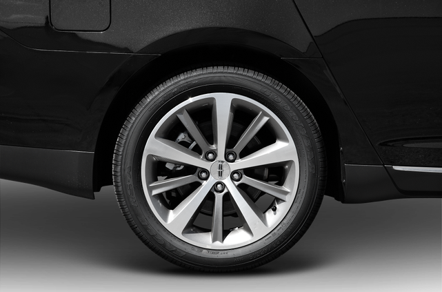 2011 Lincoln MKS