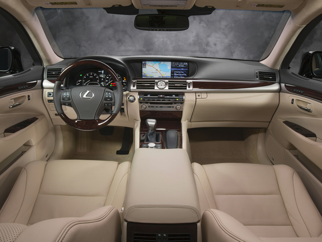 2013 Lexus LS 460