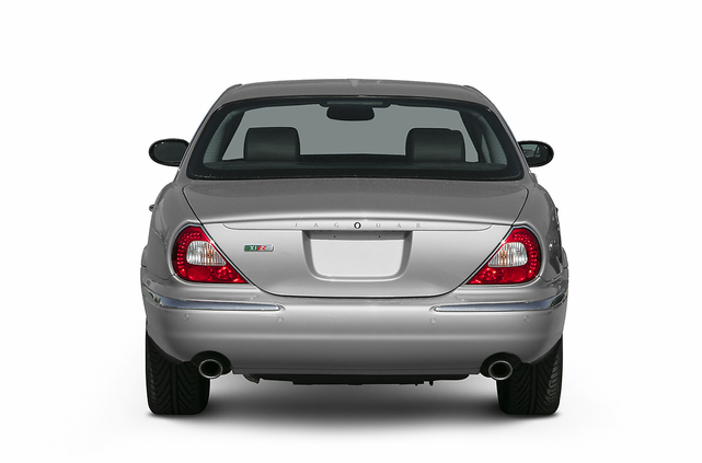 2006 Jaguar XJR