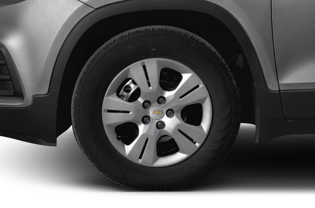 2019 chevy trax tire size