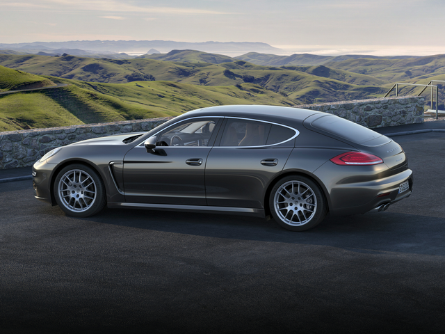 2015 Porsche Panamera