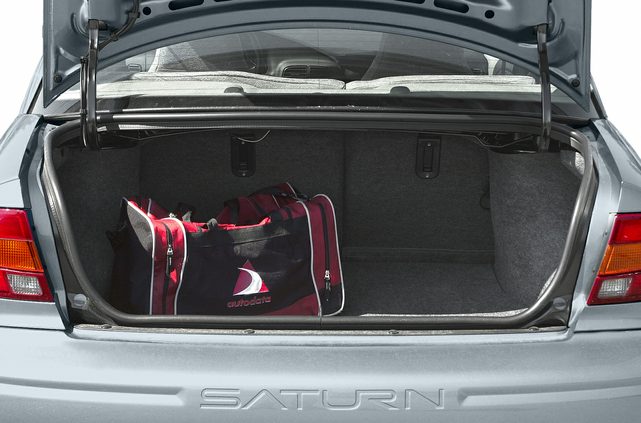 2002 Saturn SL