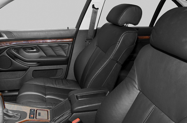 2003 BMW 540