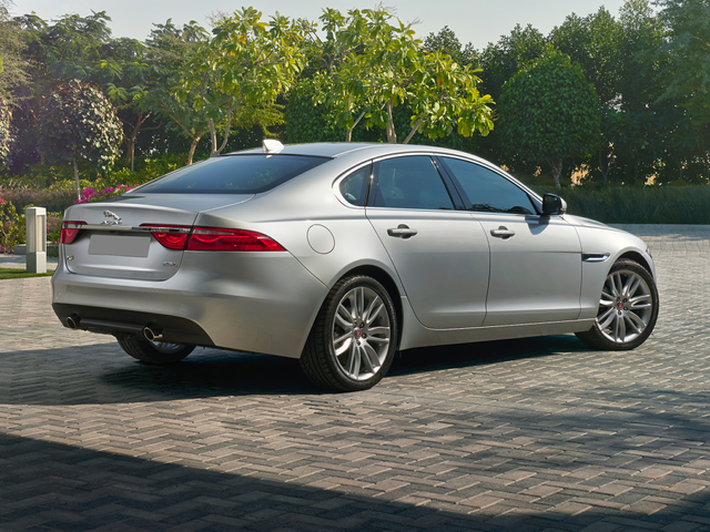 2017 Jaguar XF