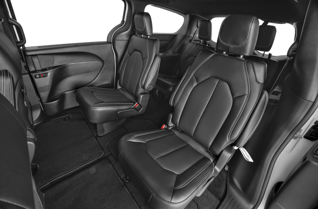 2025 Chrysler Voyager