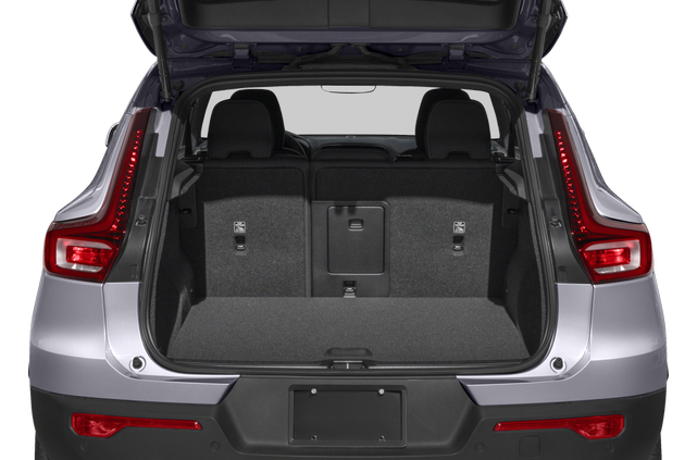 2024 Volvo XC40
