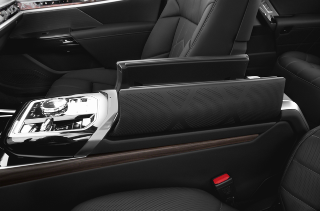 2025 BMW 760