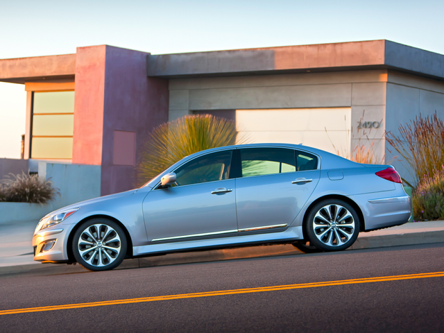 2013 Hyundai Genesis