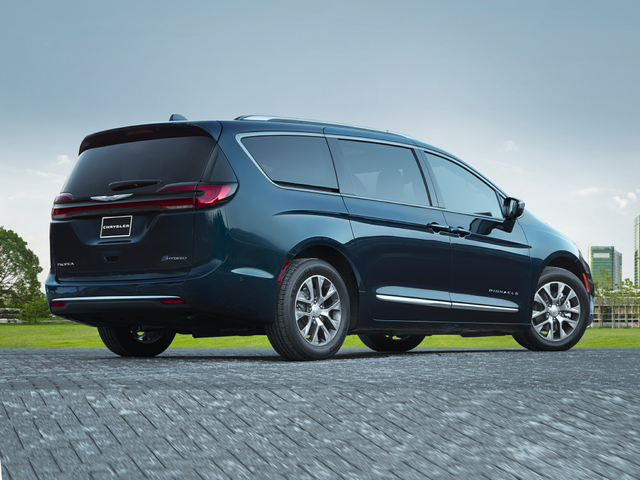 2023 Chrysler Pacifica Hybrid
