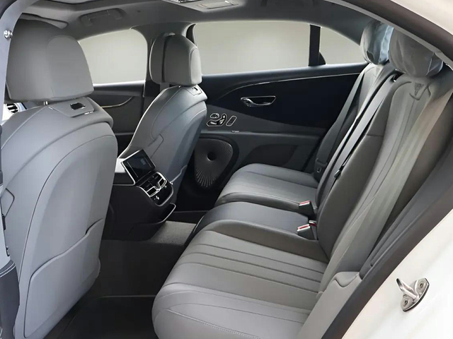 2025 Bentley Flying Spur