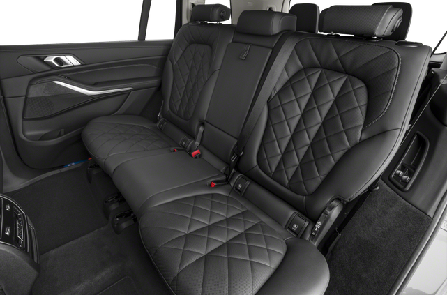 2025 BMW X7