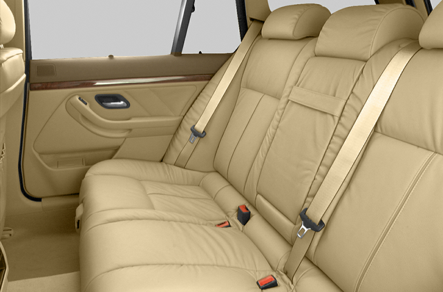 2003 BMW 525