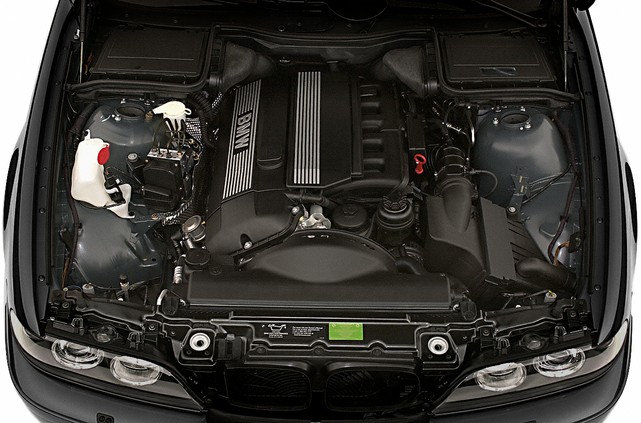 2003 BMW 525