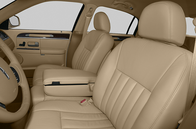 2006 Lincoln Town Car