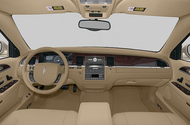 2006 Lincoln Town Car