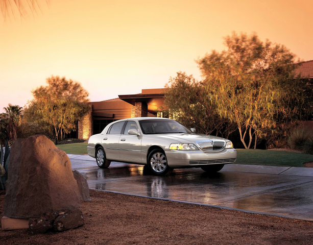 2006 Lincoln Town Car