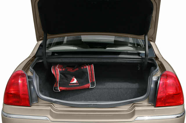 2006 Lincoln Town Car