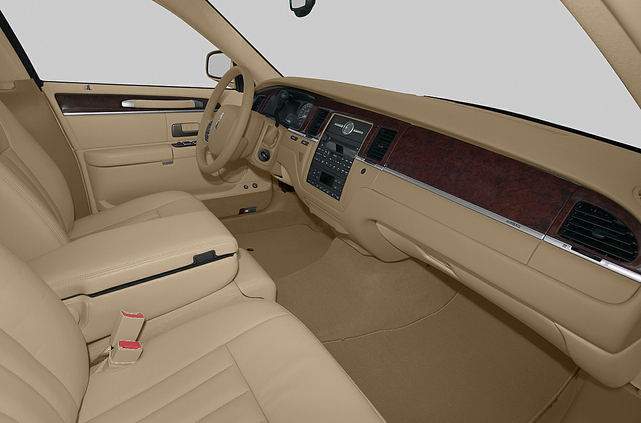2006 Lincoln Town Car
