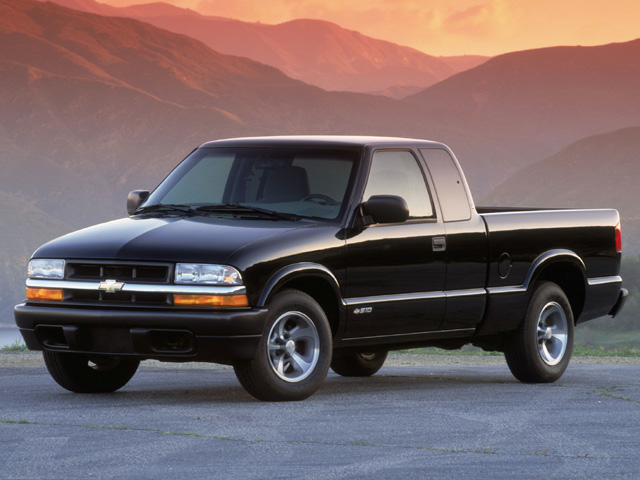 2002 Chevrolet S-10 - Specs, Prices, MPG, Reviews & Photos | Cars.com