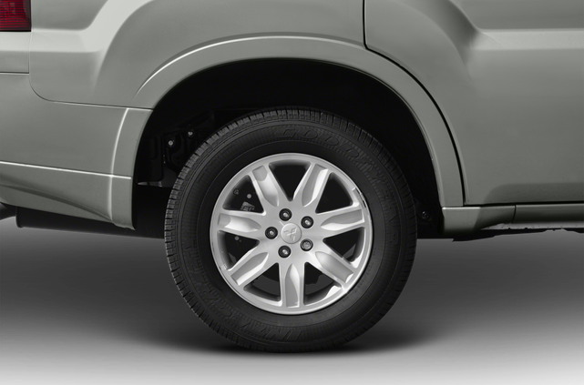 2011 Mitsubishi Endeavor