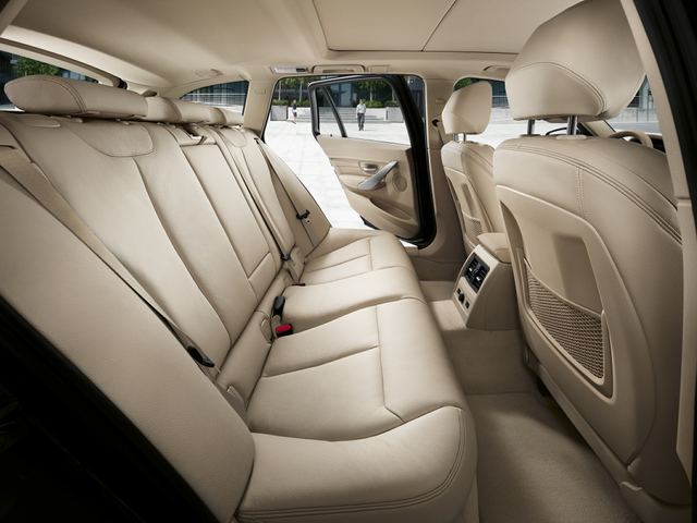 2015 BMW 328