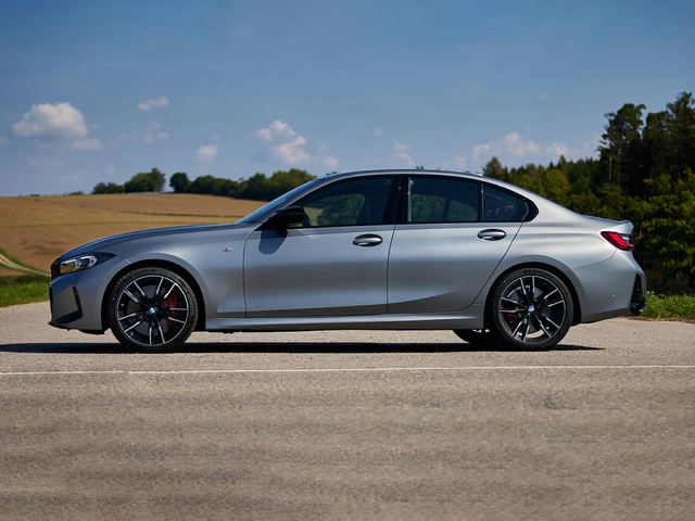 2024 BMW M340 Specs, Price, MPG & Reviews | Cars.com