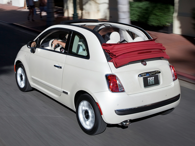 medeklinker Onbelangrijk gelijktijdig 2012 FIAT 500C Specs, Price, MPG & Reviews | Cars.com