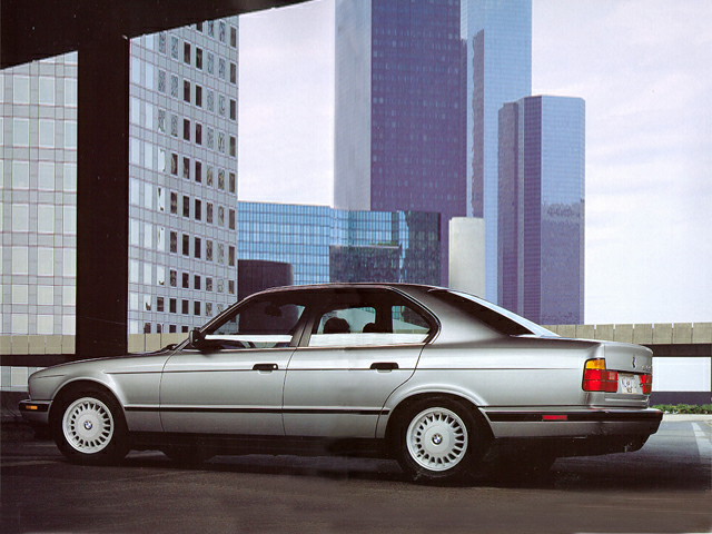 1992-1993 BMW 535