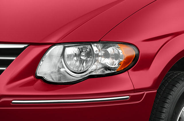 2005 Chrysler Town & Country