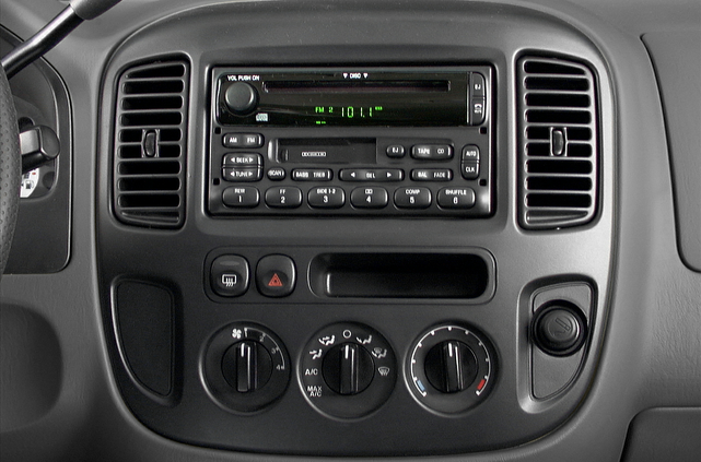 2004 Ford Escape