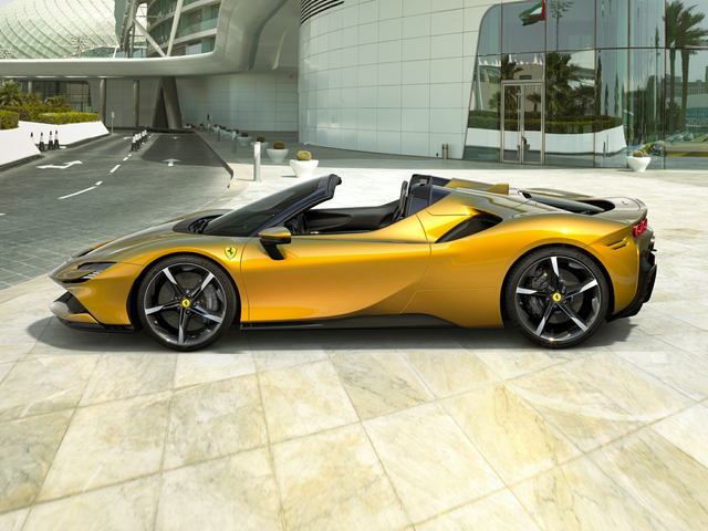 2023 Ferrari SF90 Spider