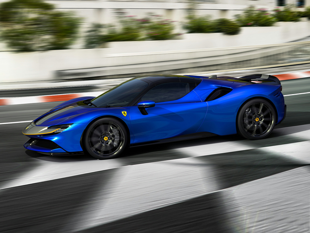 2023 Ferrari SF90 Spider