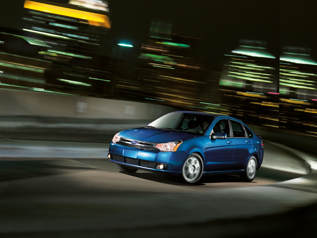 2010 Ford Focus - Specs, Prices, MPG, Reviews & Photos | Cars.com