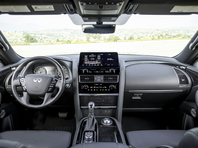 2024 INFINITI QX80