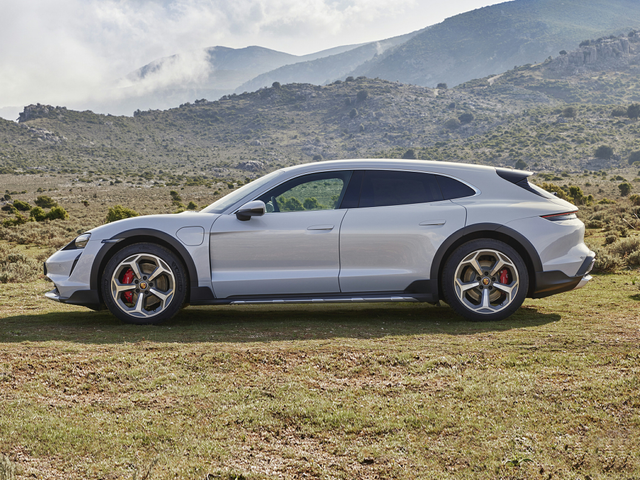 2024 Porsche Taycan Cross Turismo