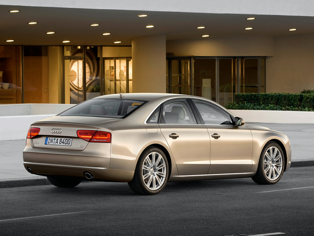 2013 Audi A8