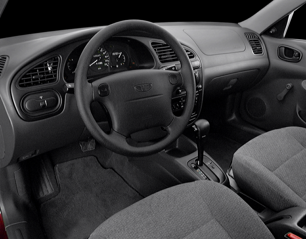 2000 Daewoo Lanos