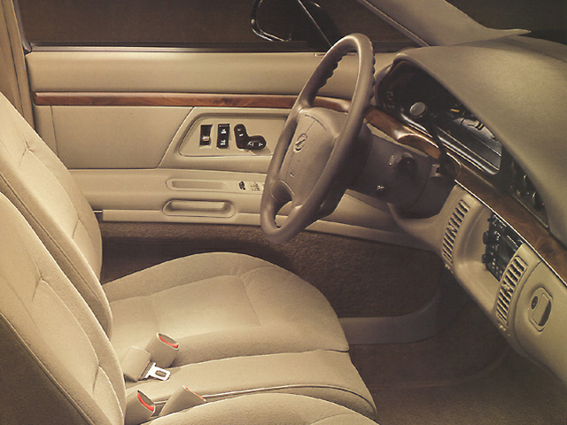 1994 oldsmobile 88 interior