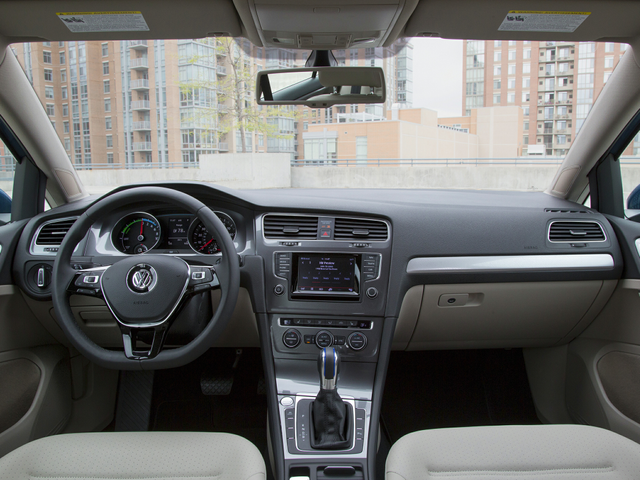 2016 Volkswagen e-Golf
