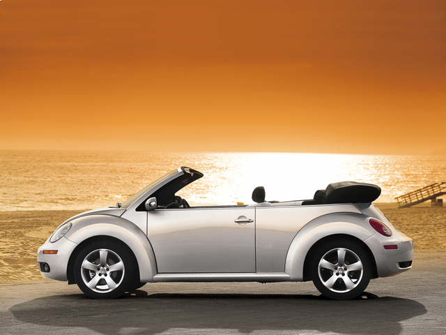 2010 Volkswagen New Beetle