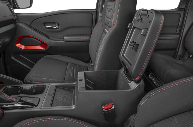2025 Nissan Frontier