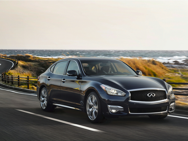 2017 INFINITI Q70L